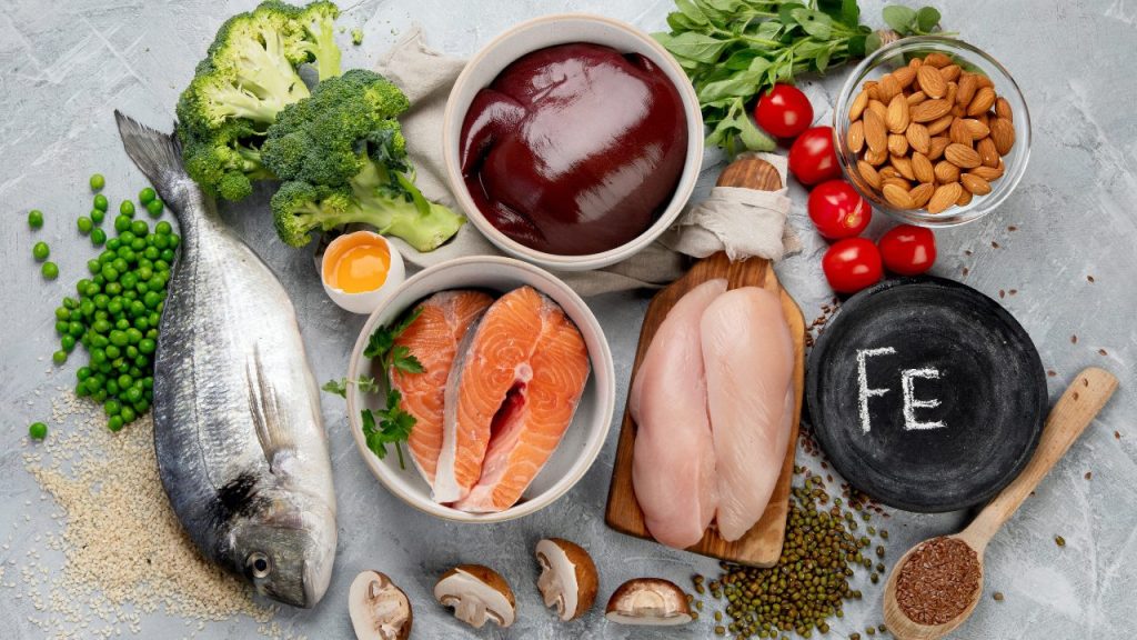 鉄を多く含む食材