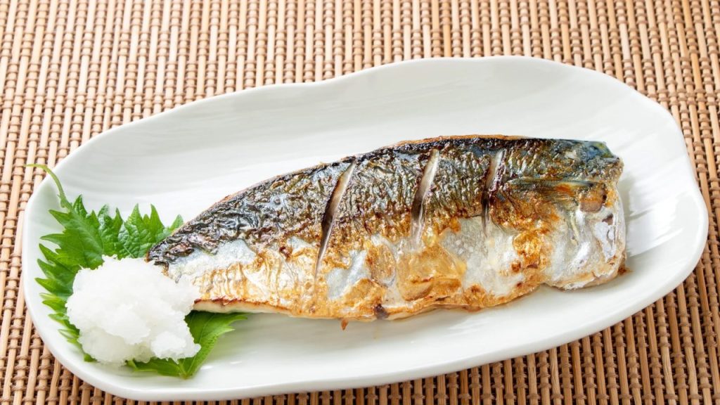 鯖の塩焼き